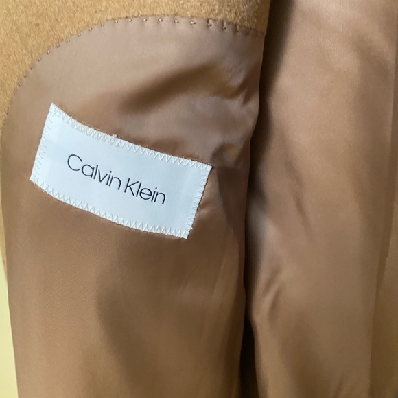 Calvin Klein dress coat. Jacket size/ 50 or XXL roughly - Picture 4 of 6